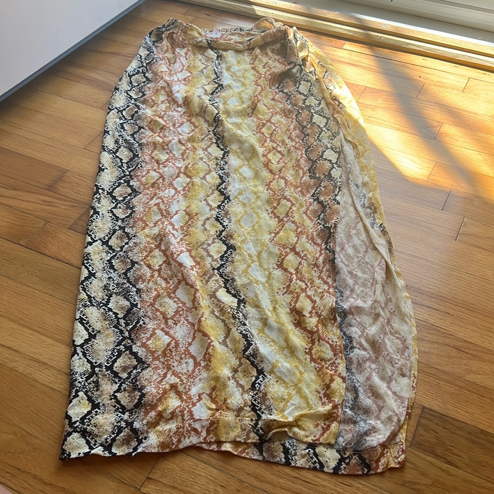 L*SPACE bikini coverup small skirt- never worn